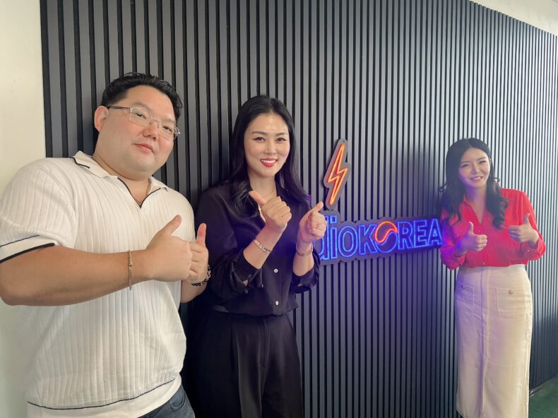 Mina Kim on the radio show, Radio Korea in Los Angeles, CA discussing what to do after a car accident