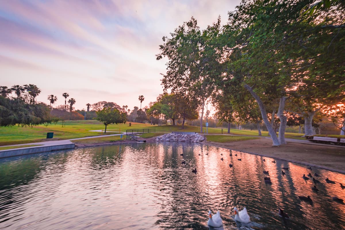 La Mirada lake in the park