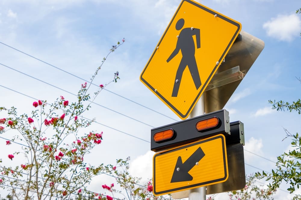 pedestrian crossing sign in Los Angeles
